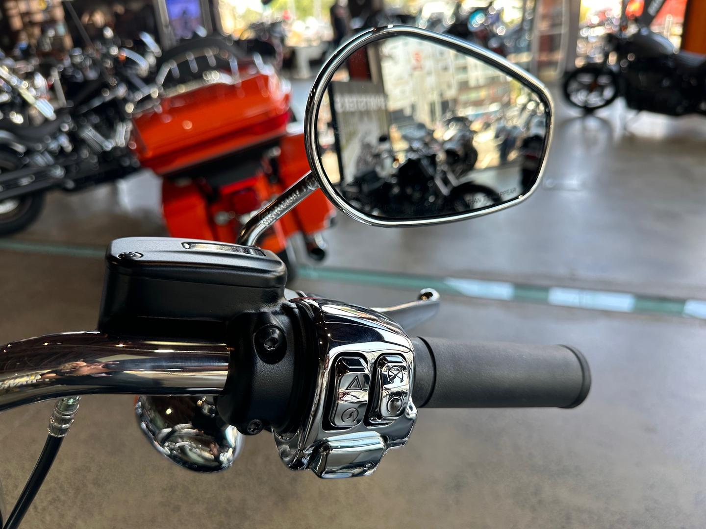 2022 HARLEY-DAVIDSON SOFTAIL STANDARD 107 (FXST) CRUISER