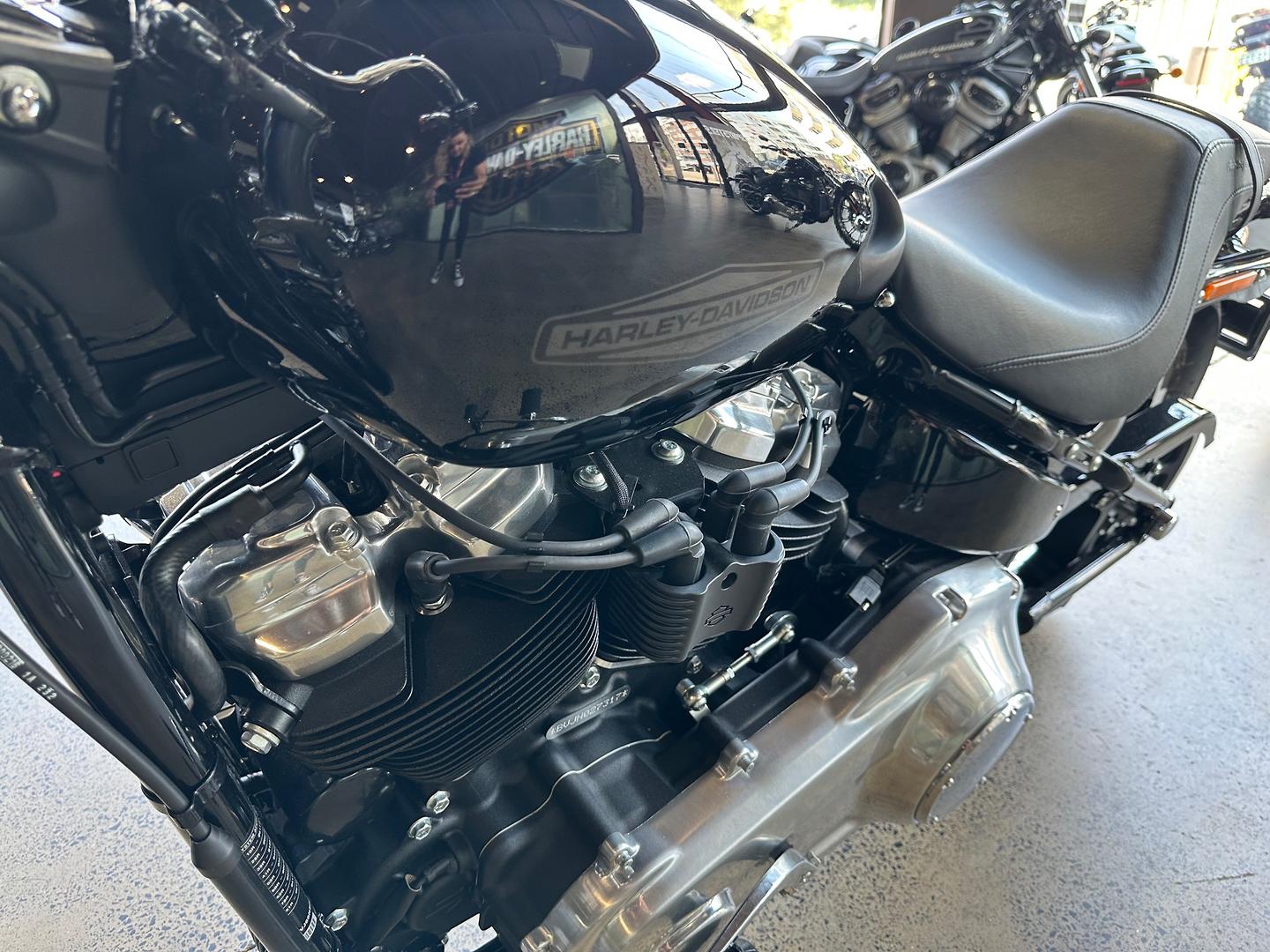 2022 HARLEY-DAVIDSON SOFTAIL STANDARD 107 (FXST) CRUISER