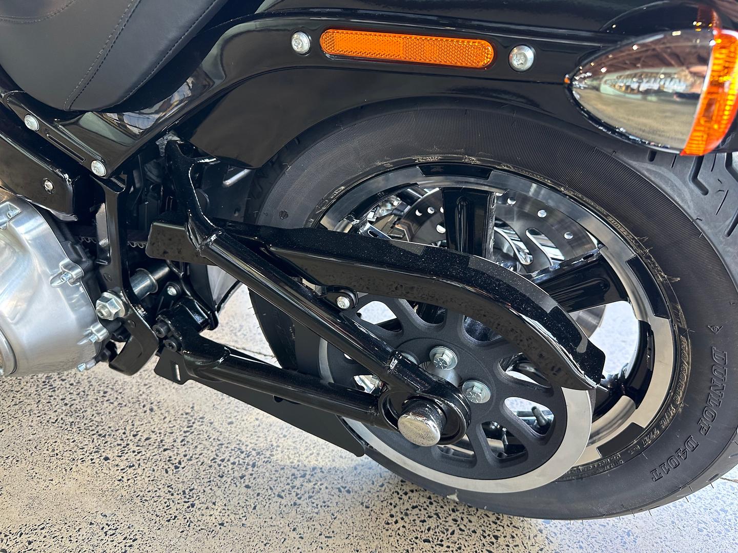 2022 HARLEY-DAVIDSON SOFTAIL STANDARD 107 (FXST) CRUISER