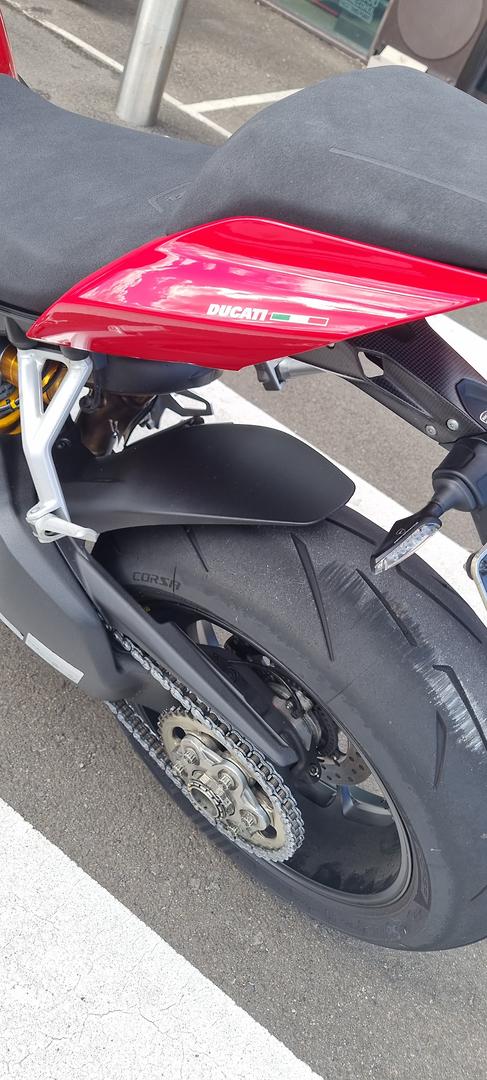 2021 DUCATI STREETFIGHTER V4 SPORTS