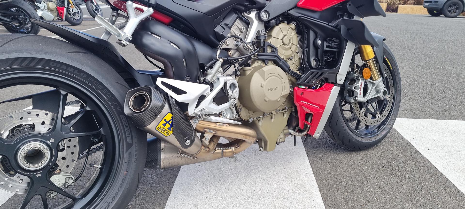 2021 DUCATI STREETFIGHTER V4 SPORTS