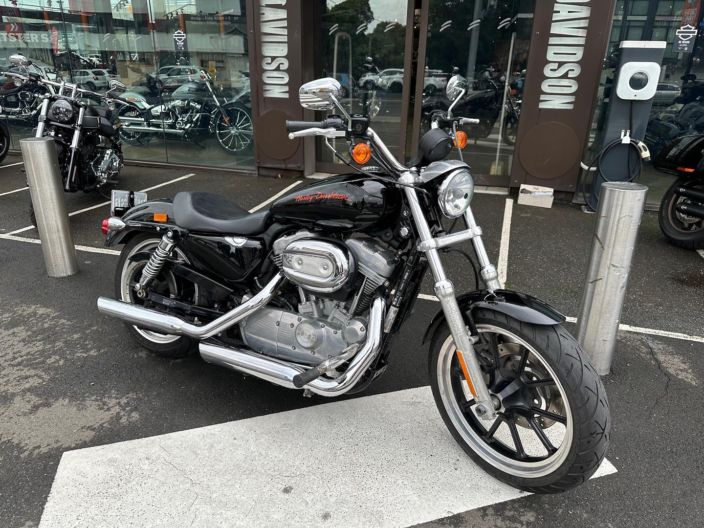 2011 HARLEY-DAVIDSON SUPERLOW 883 (XL883L) CRUISER