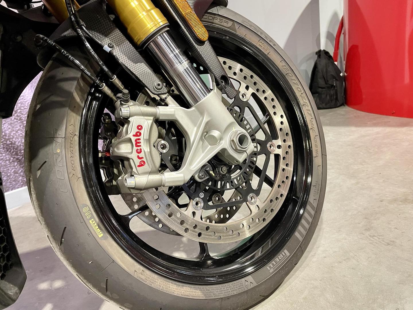 2017 APRILIA TUONO V4 1100 RR SPORTS