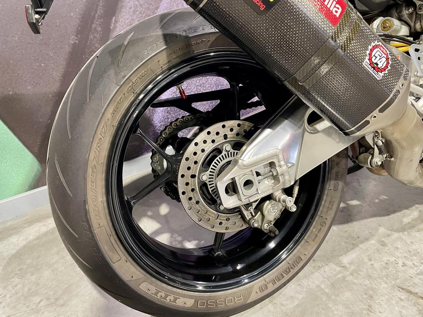 2017 APRILIA TUONO V4 1100 RR SPORTS