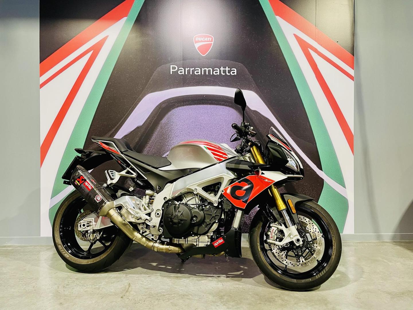 2017 APRILIA TUONO V4 1100 RR SPORTS
