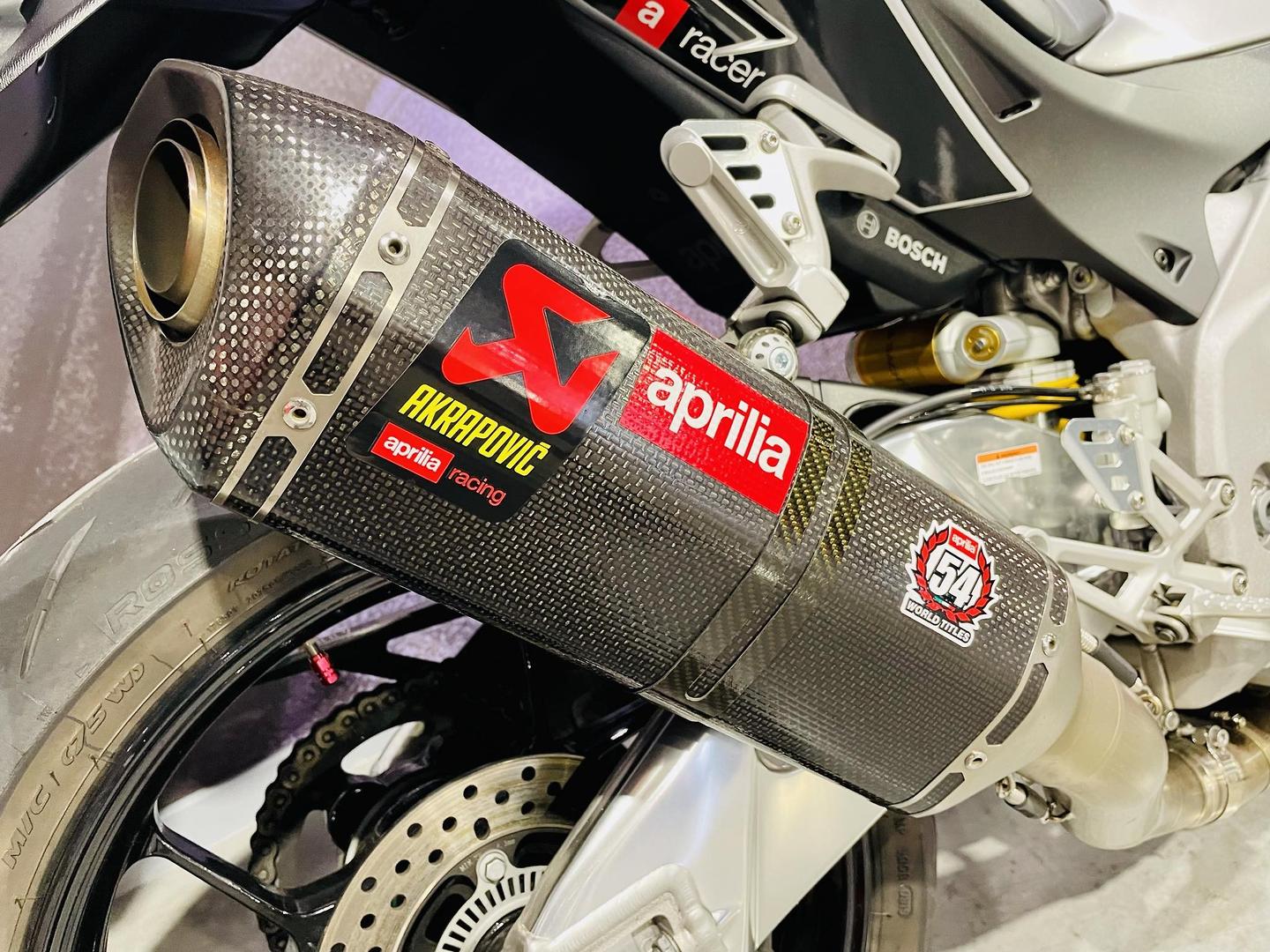 2017 APRILIA TUONO V4 1100 RR SPORTS