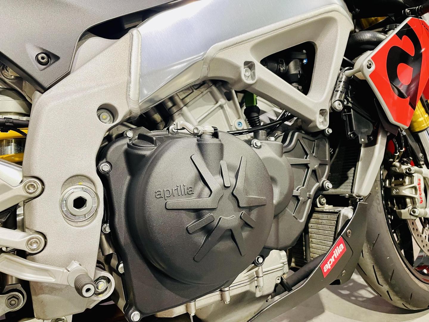 2017 APRILIA TUONO V4 1100 RR SPORTS