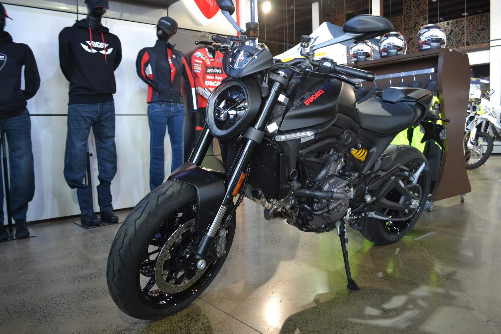 2022 DUCATI MONSTER + 937 ROAD