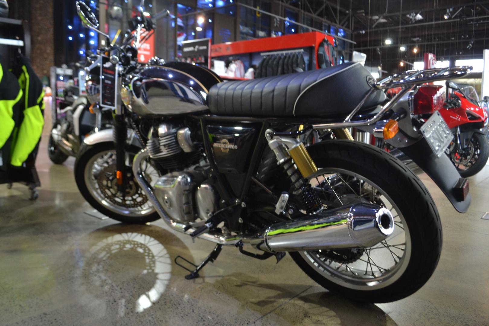 2021 ROYAL ENFIELD INTERCEPTOR 650 CHROME ROAD