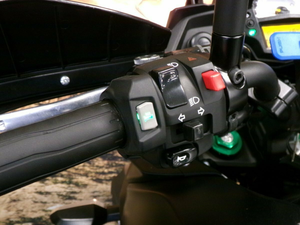 2020 KAWASAKI VERSYS (KLE650) DUAL SPORTS