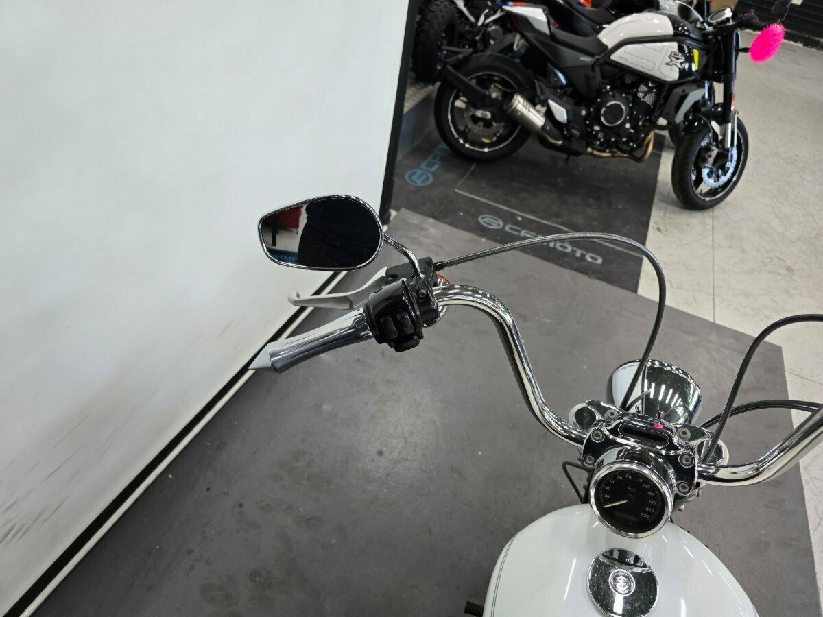 2006 HARLEY-DAVIDSON XL883C SPORTSTER CUSTOM CRUISER