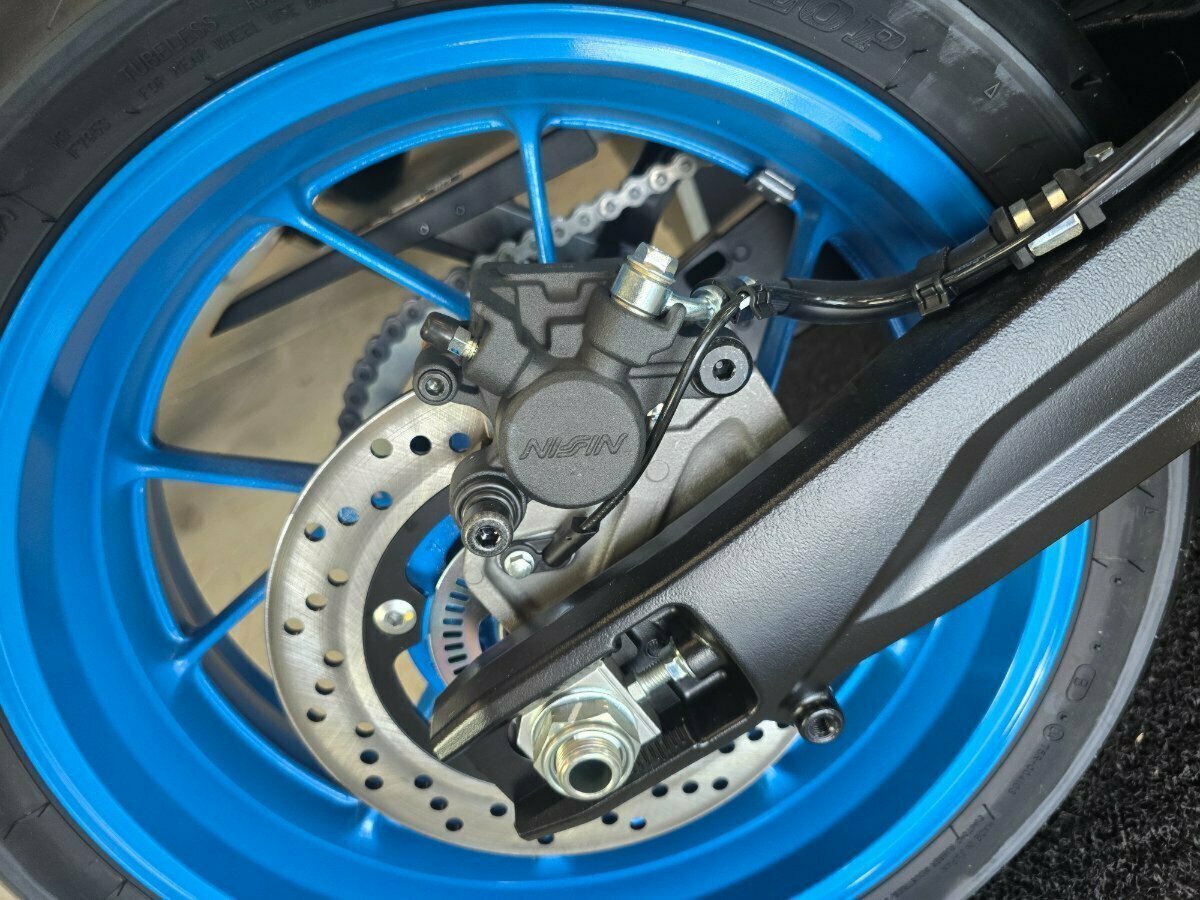 2023 SUZUKI GSX-8S ROAD