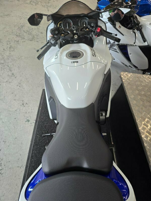 2024 SUZUKI HAYABUSA 25TH ANNI (GSX1300RR) SPORTS