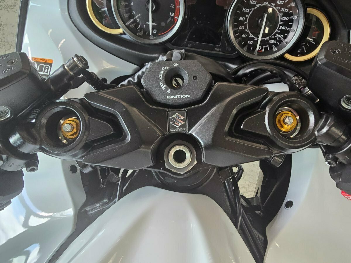 2024 SUZUKI HAYABUSA 25TH ANNI (GSX1300RR) SPORTS