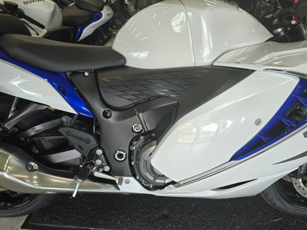 2024 SUZUKI HAYABUSA 25TH ANNI (GSX1300RR) SPORTS