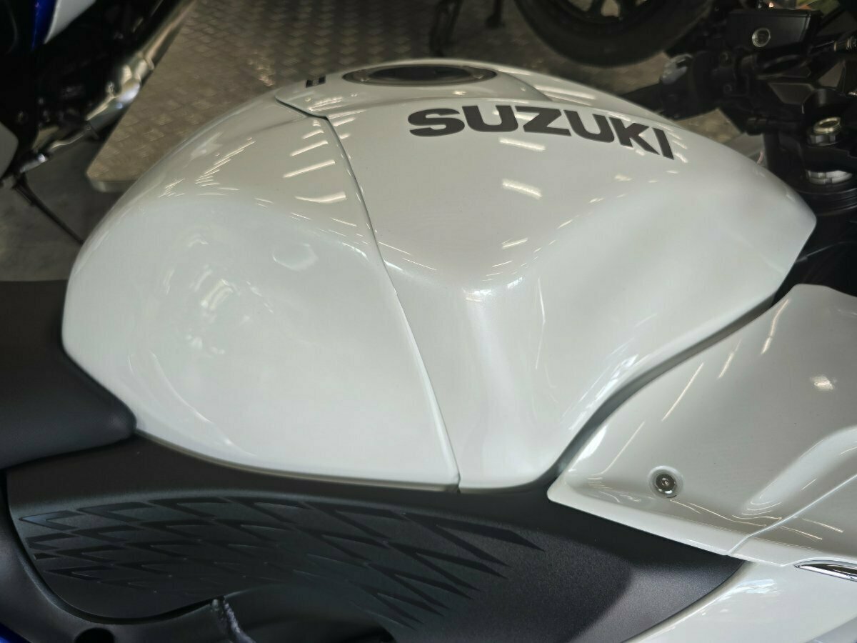2024 SUZUKI HAYABUSA 25TH ANNI (GSX1300RR) SPORTS
