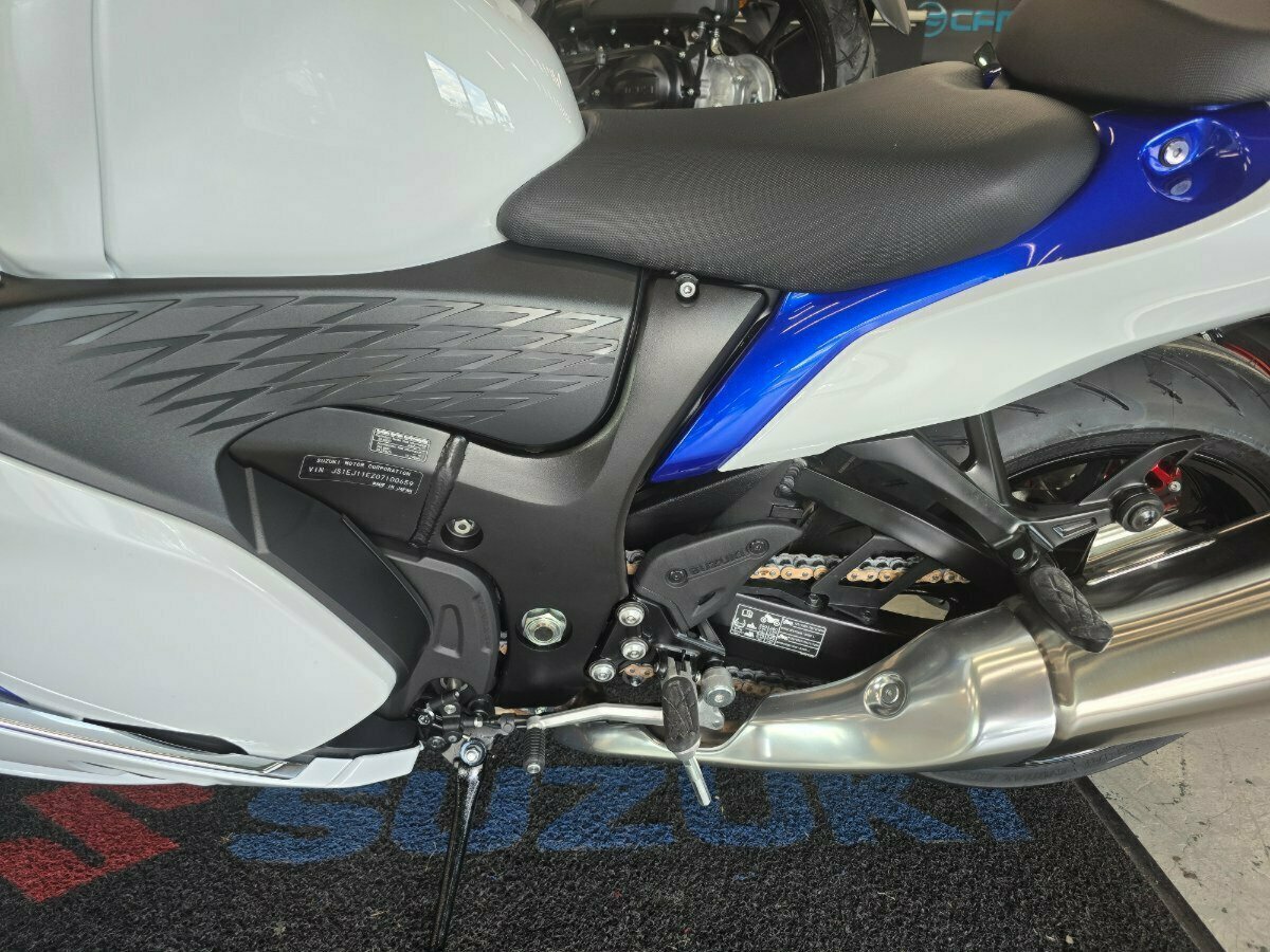 2024 SUZUKI HAYABUSA 25TH ANNI (GSX1300RR) SPORTS