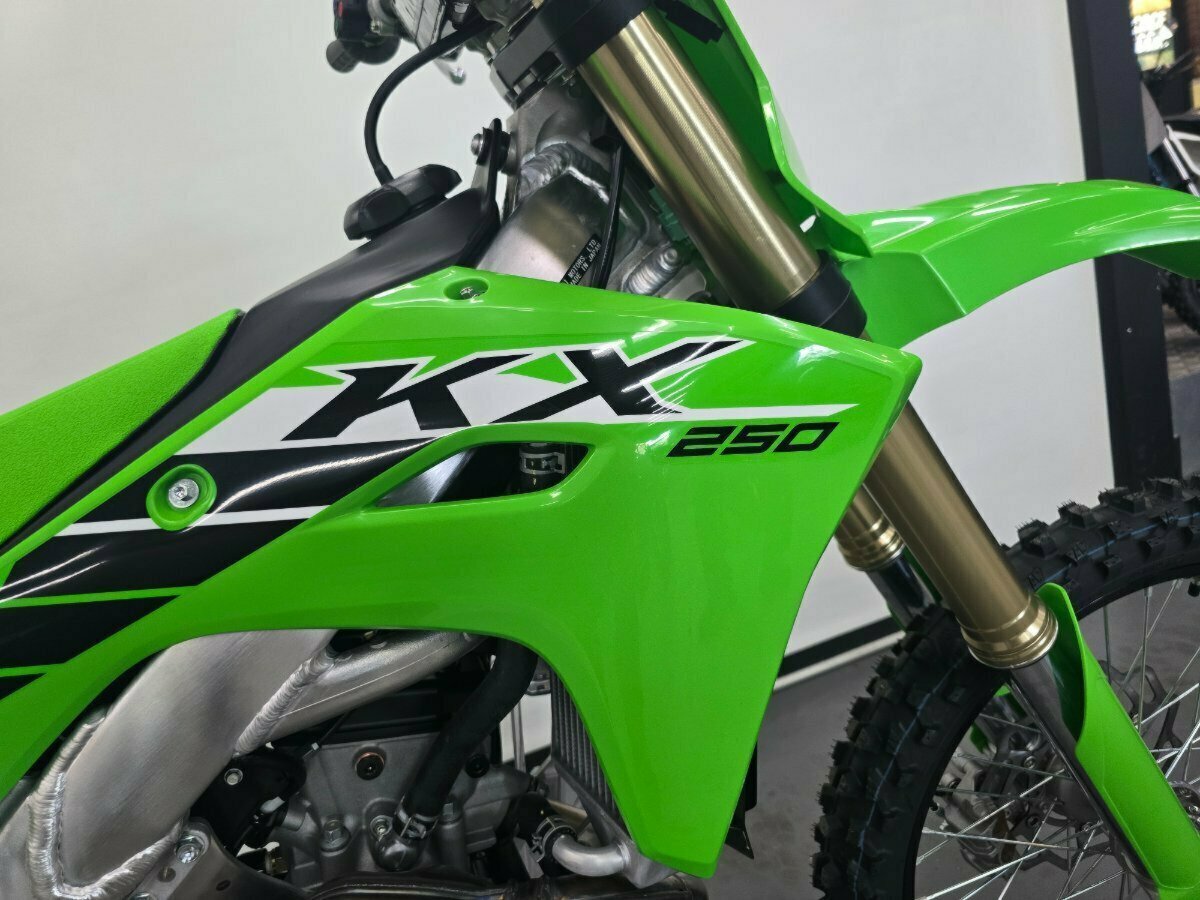 2025 KAWASAKI KX250 MOTOCROSS