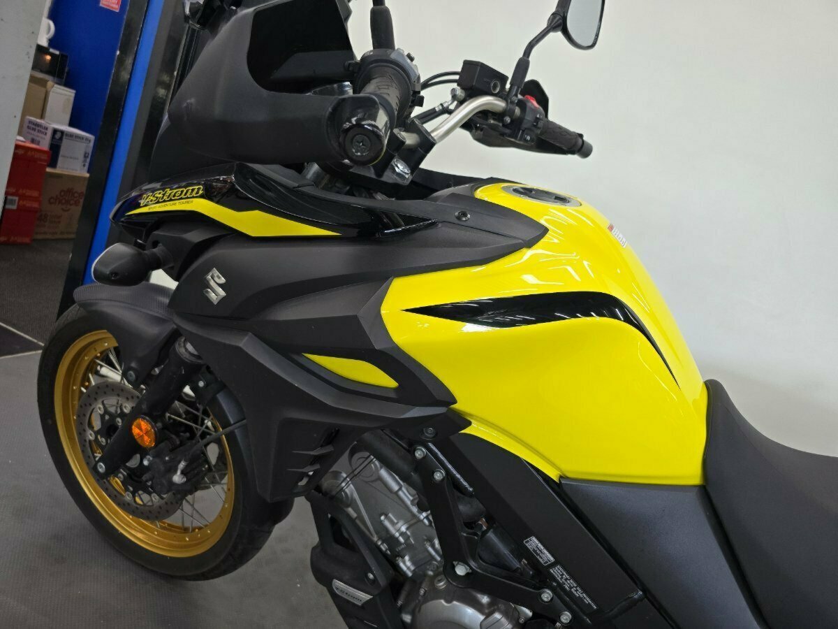 2019 SUZUKI V-STROM 650 (DL650A) DUAL SPORTS