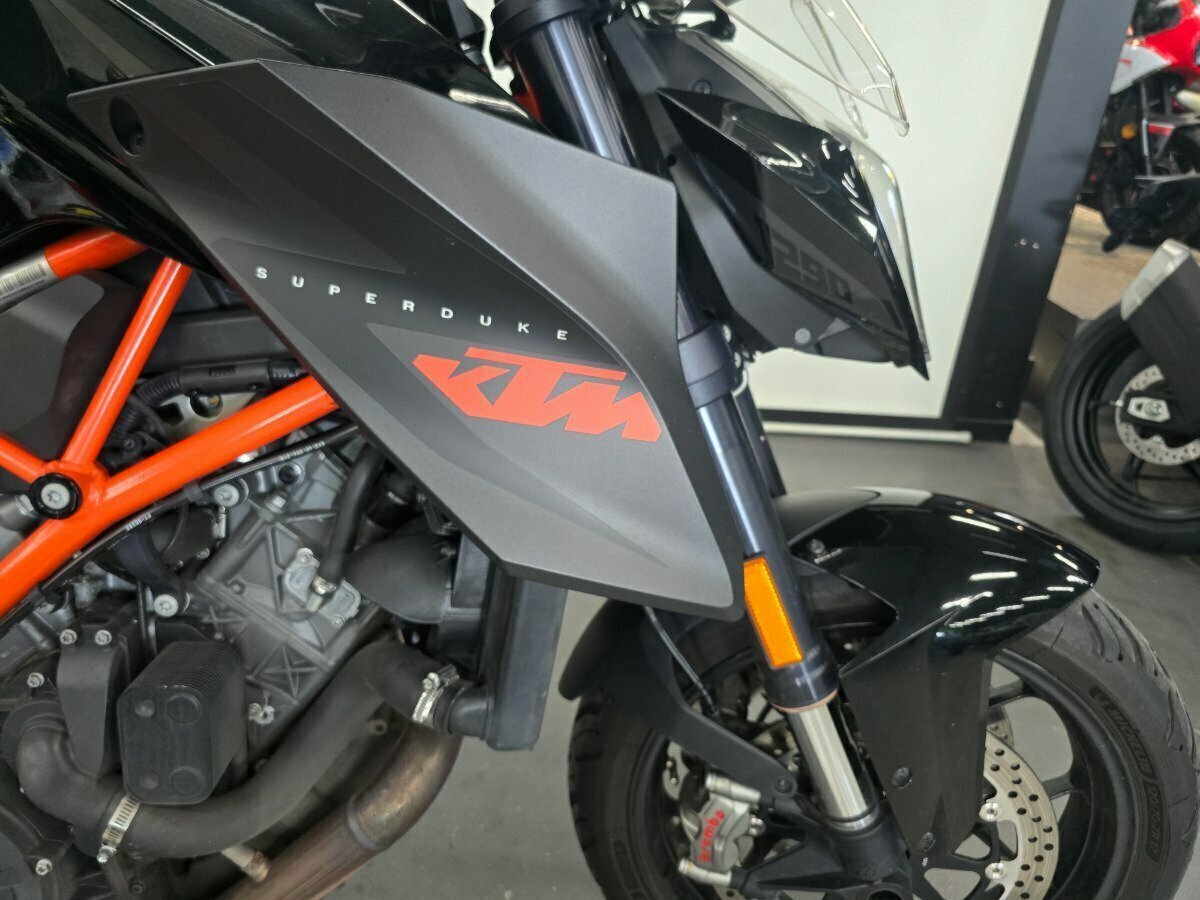 2016 KTM 1290 SUPER DUKE R SPORTS