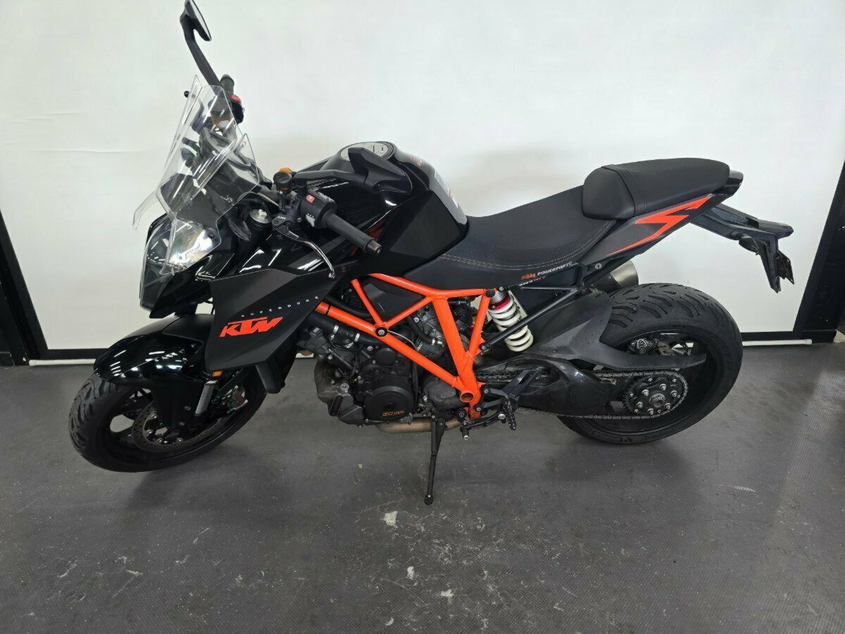 2016 KTM 1290 SUPER DUKE R SPORTS