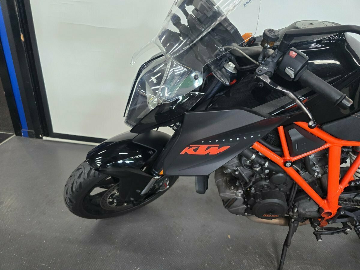 2016 KTM 1290 SUPER DUKE R SPORTS
