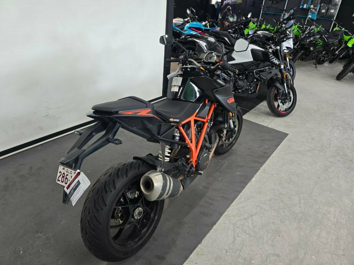 2016 KTM 1290 SUPER DUKE R SPORTS
