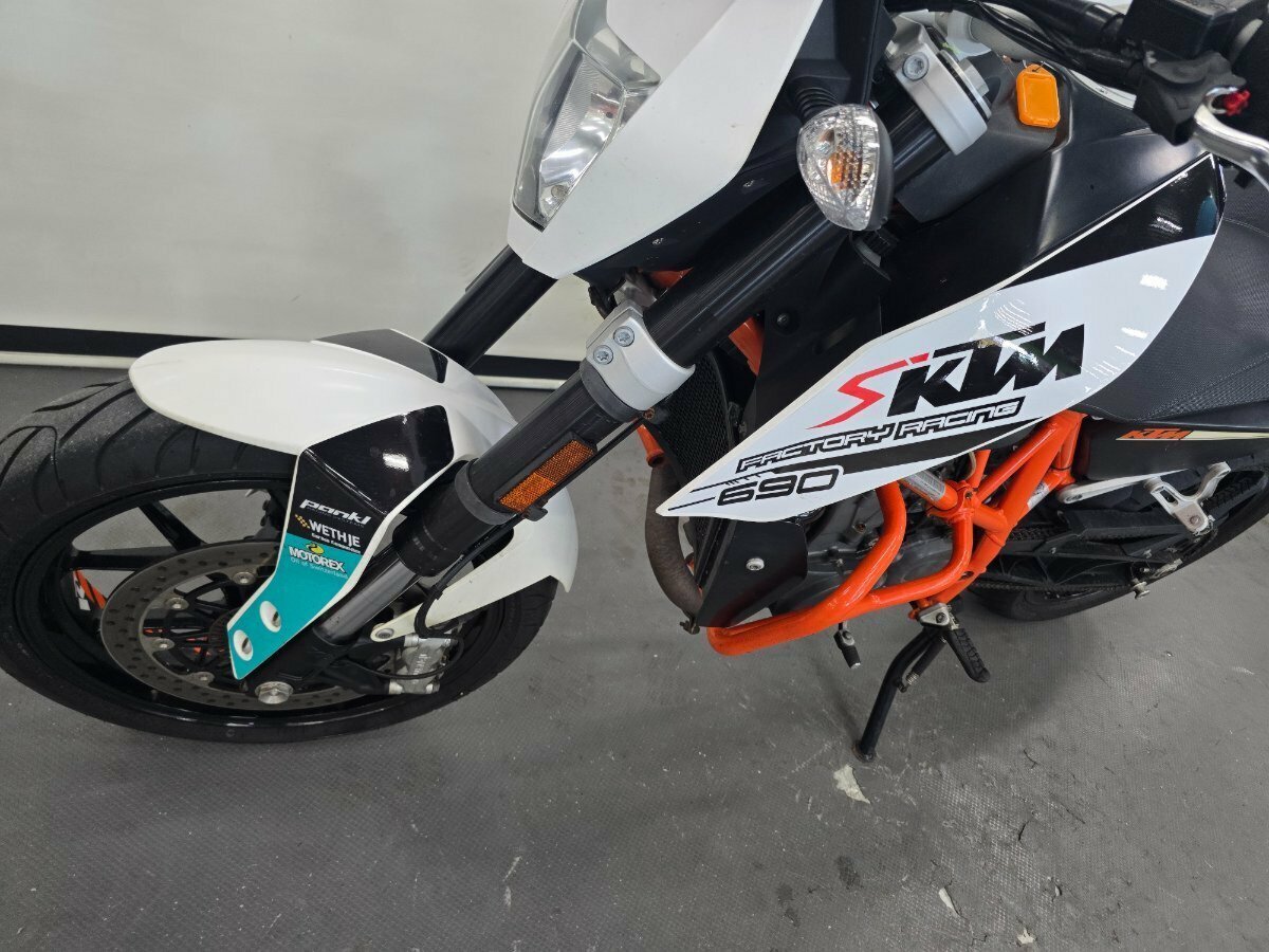 2013 KTM 690 DUKE ROAD