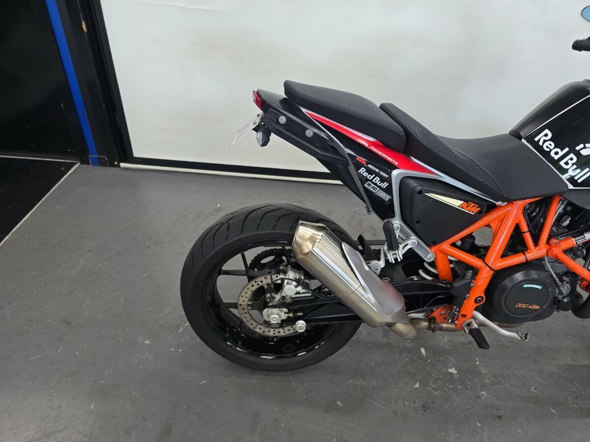 2013 KTM 690 DUKE ROAD