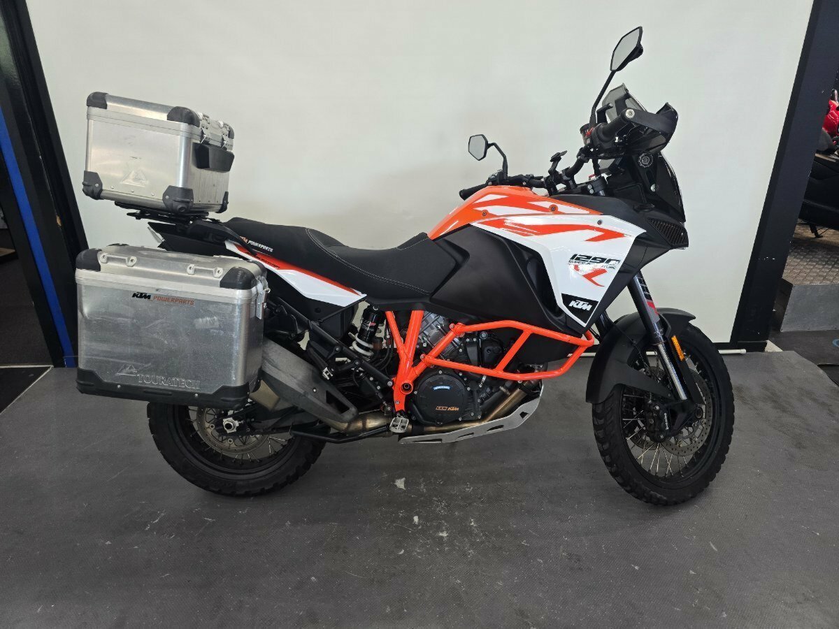 2017 KTM SUPER ADVENTURE R DUAL SPORTS