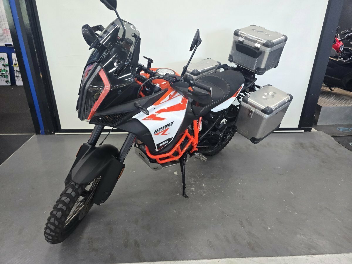 2017 KTM SUPER ADVENTURE R DUAL SPORTS