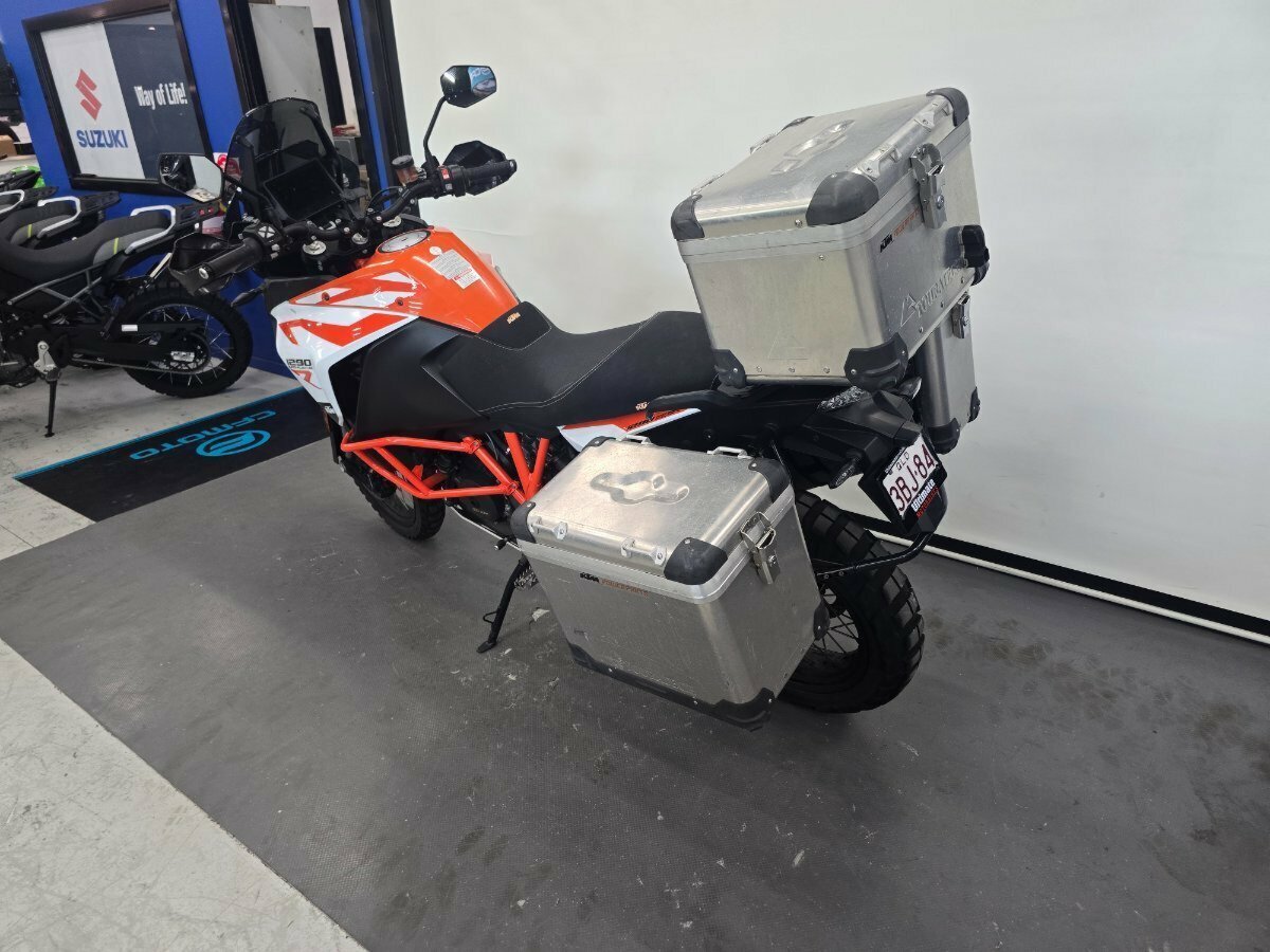2017 KTM SUPER ADVENTURE R DUAL SPORTS
