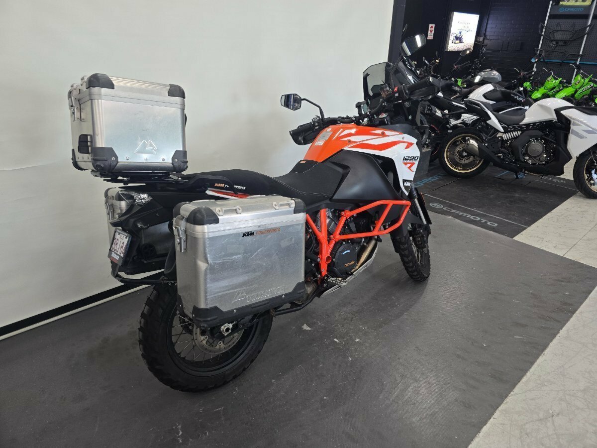 2017 KTM SUPER ADVENTURE R DUAL SPORTS