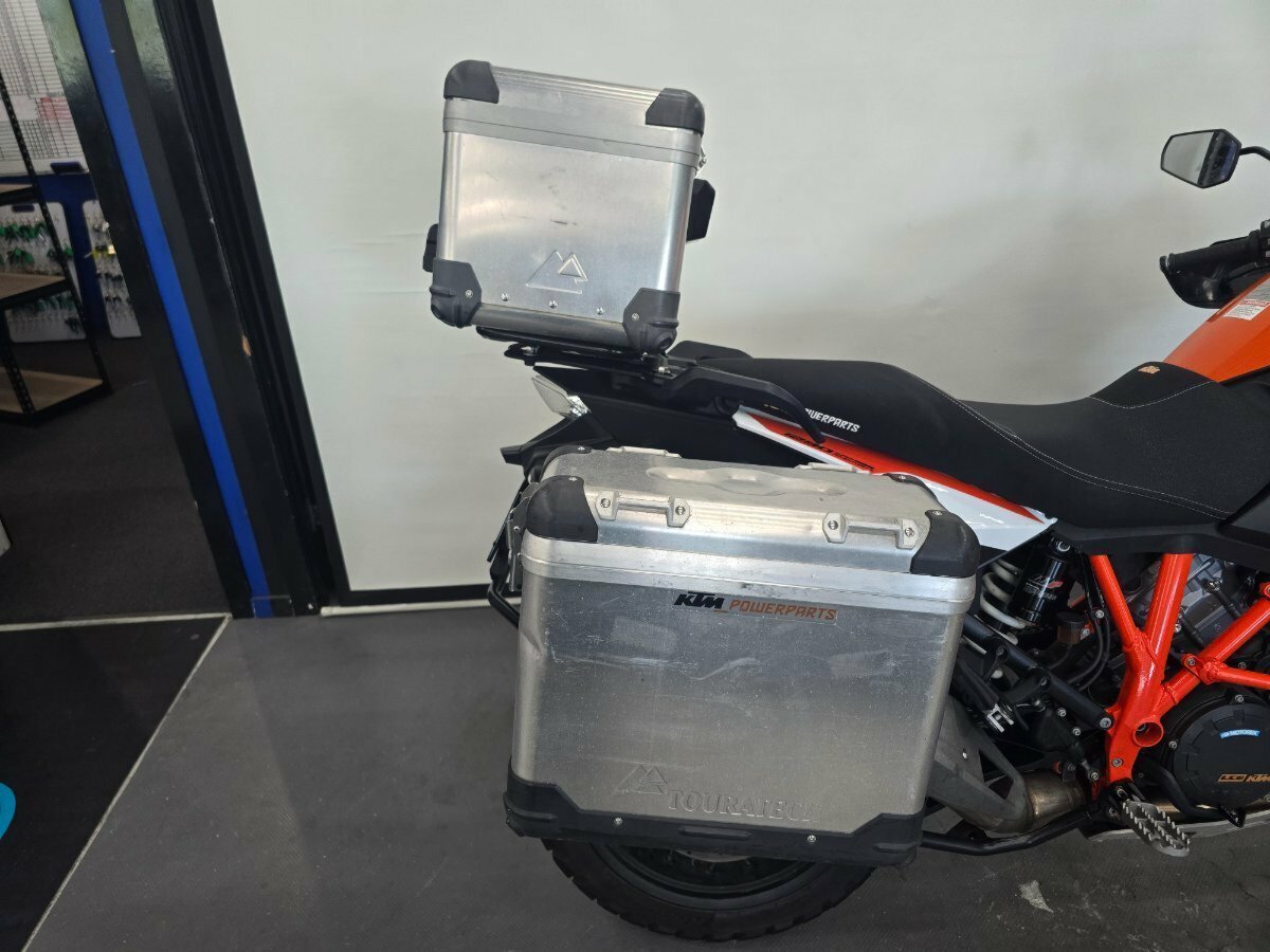 2017 KTM SUPER ADVENTURE R DUAL SPORTS