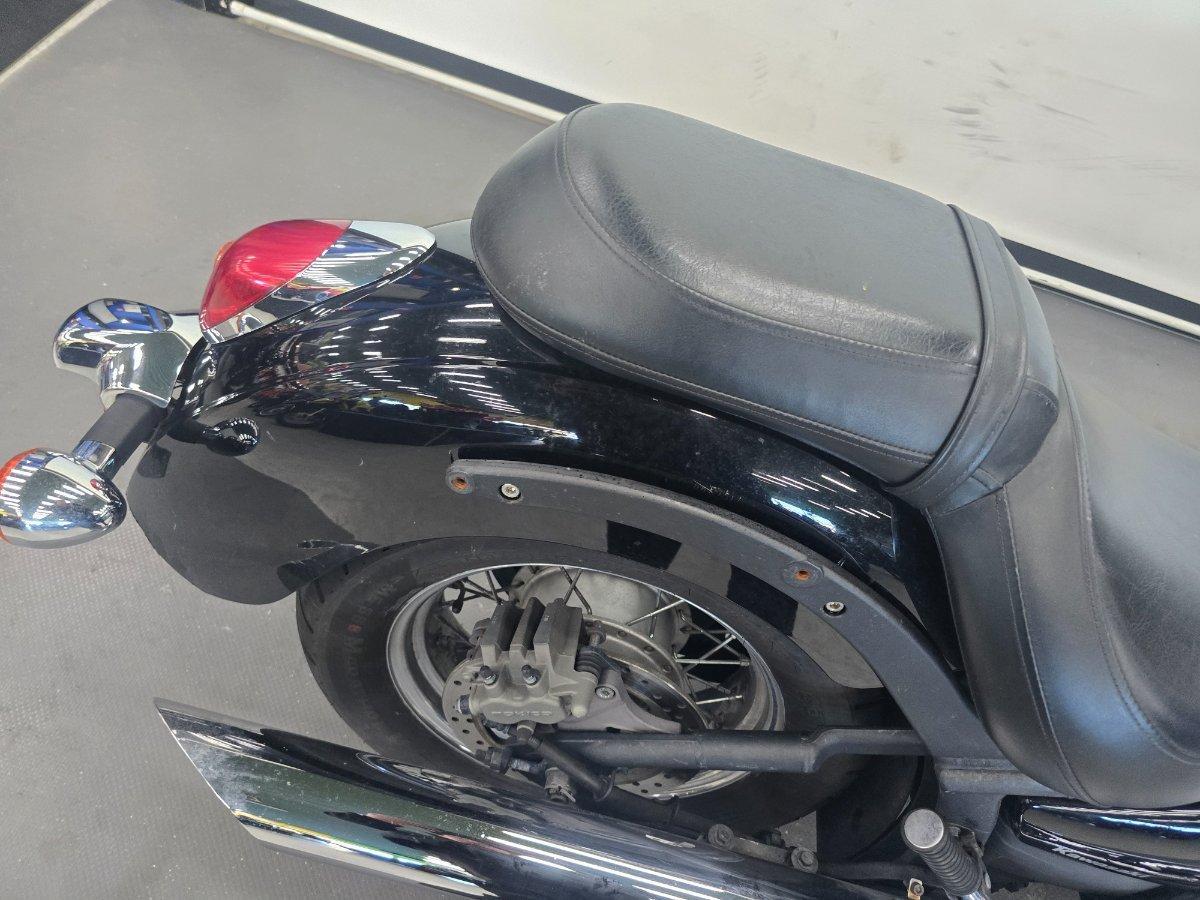 2010 KAWASAKI VULCAN 900 CLASSIC (VN900B) CRUISER