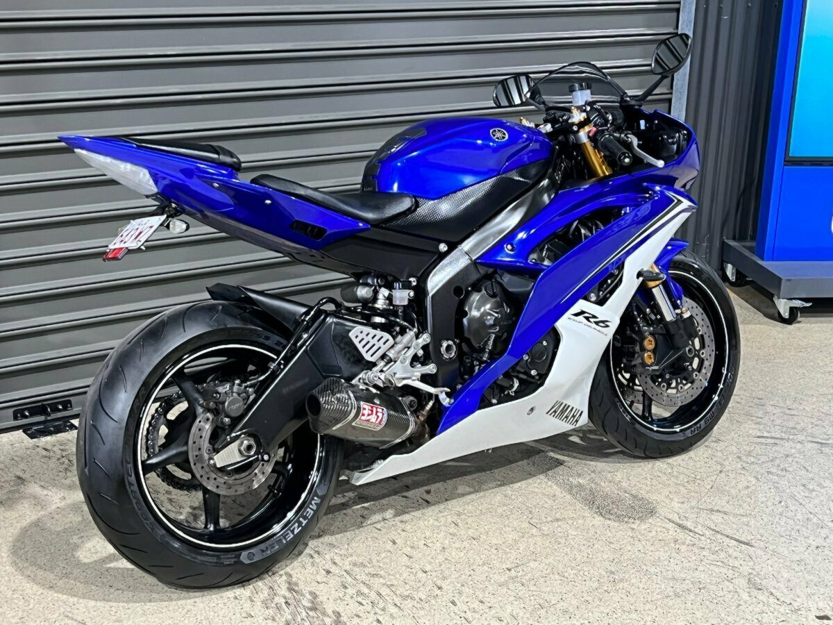 2010 YAMAHA YZF-R6 SPORTS