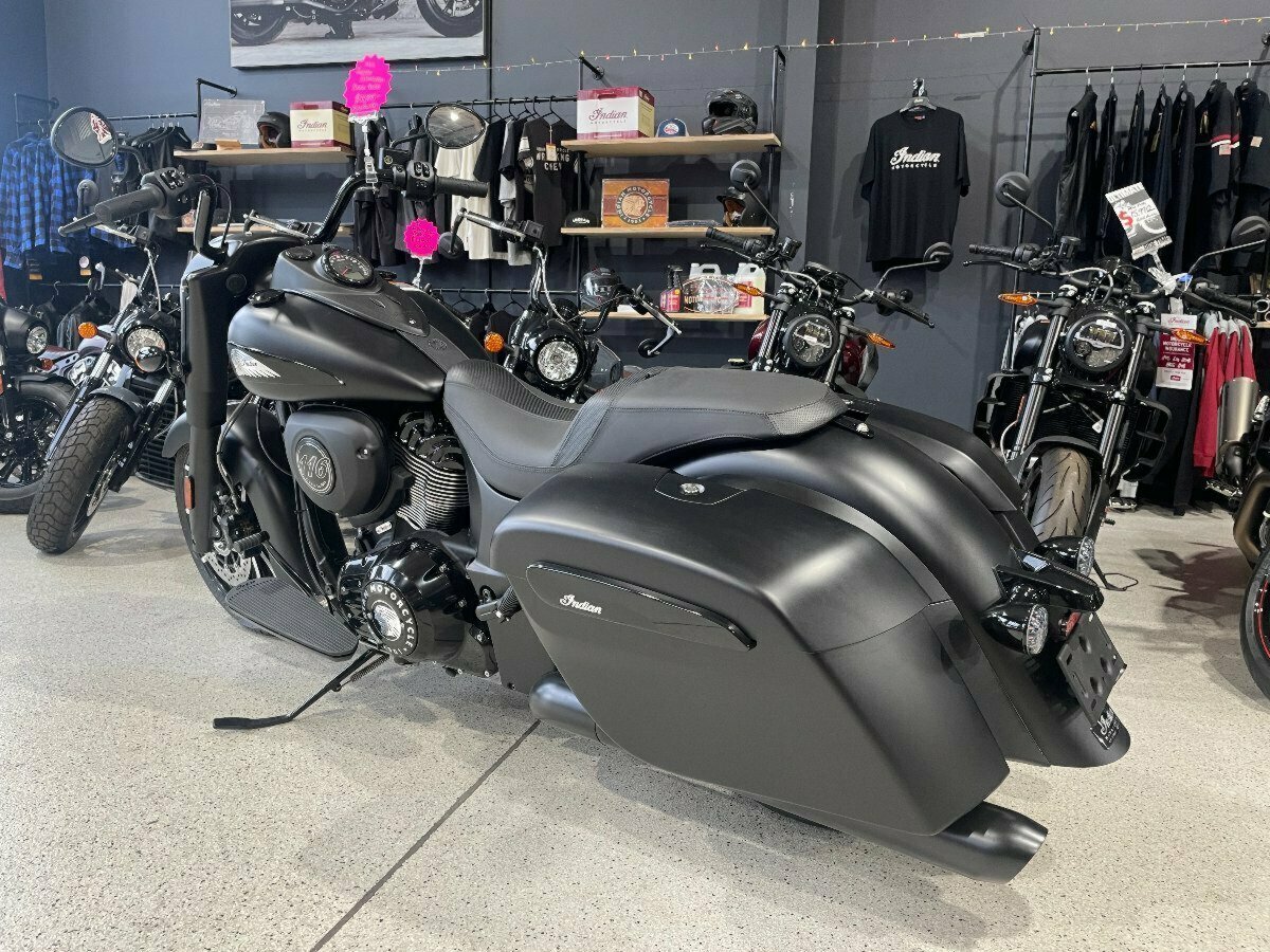 2024 INDIAN SPRINGFIELD DARK HORSE CRUISER