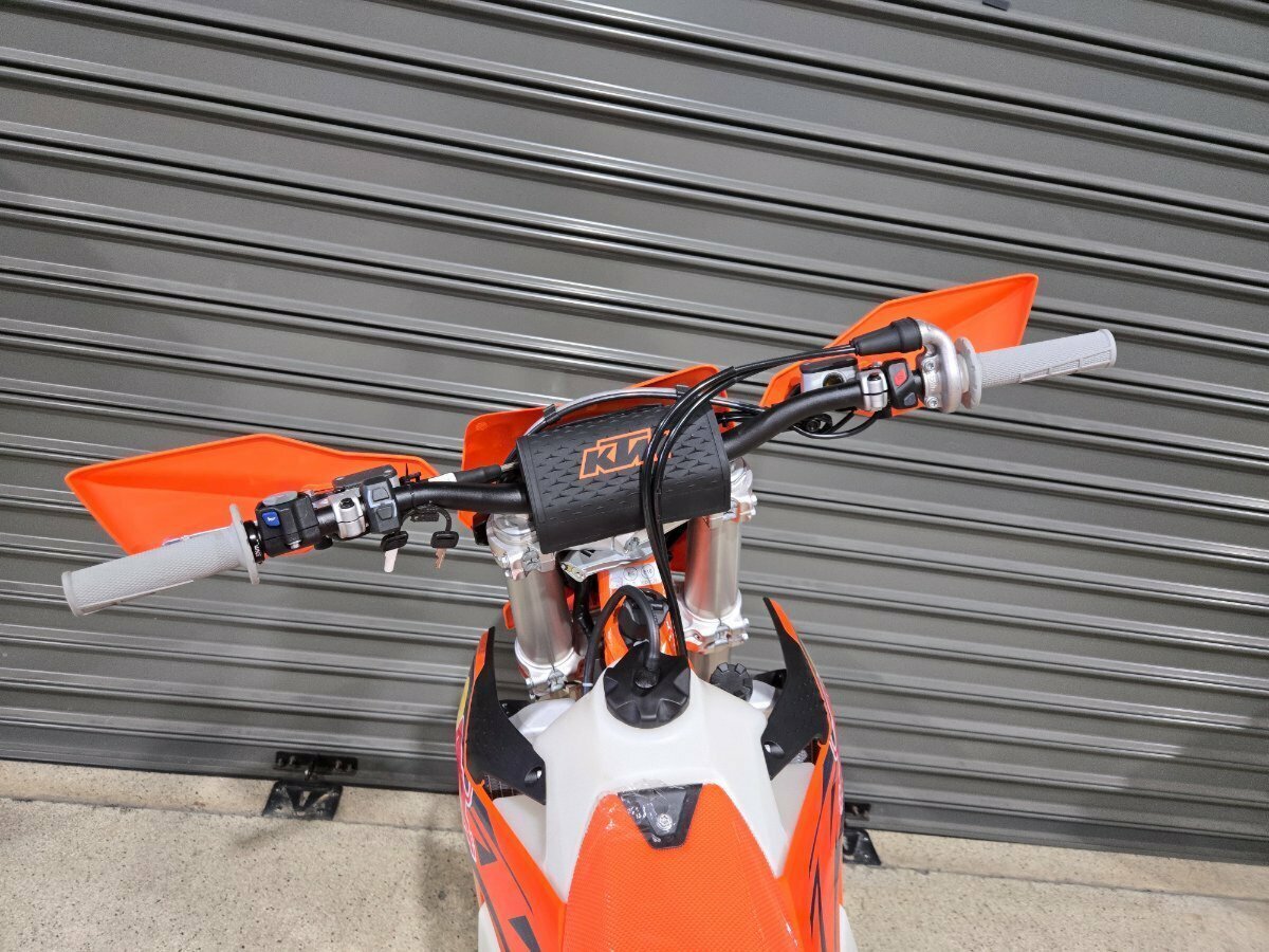 2025 KTM 300 EXC CHAMPIONS EDITION ENDURO