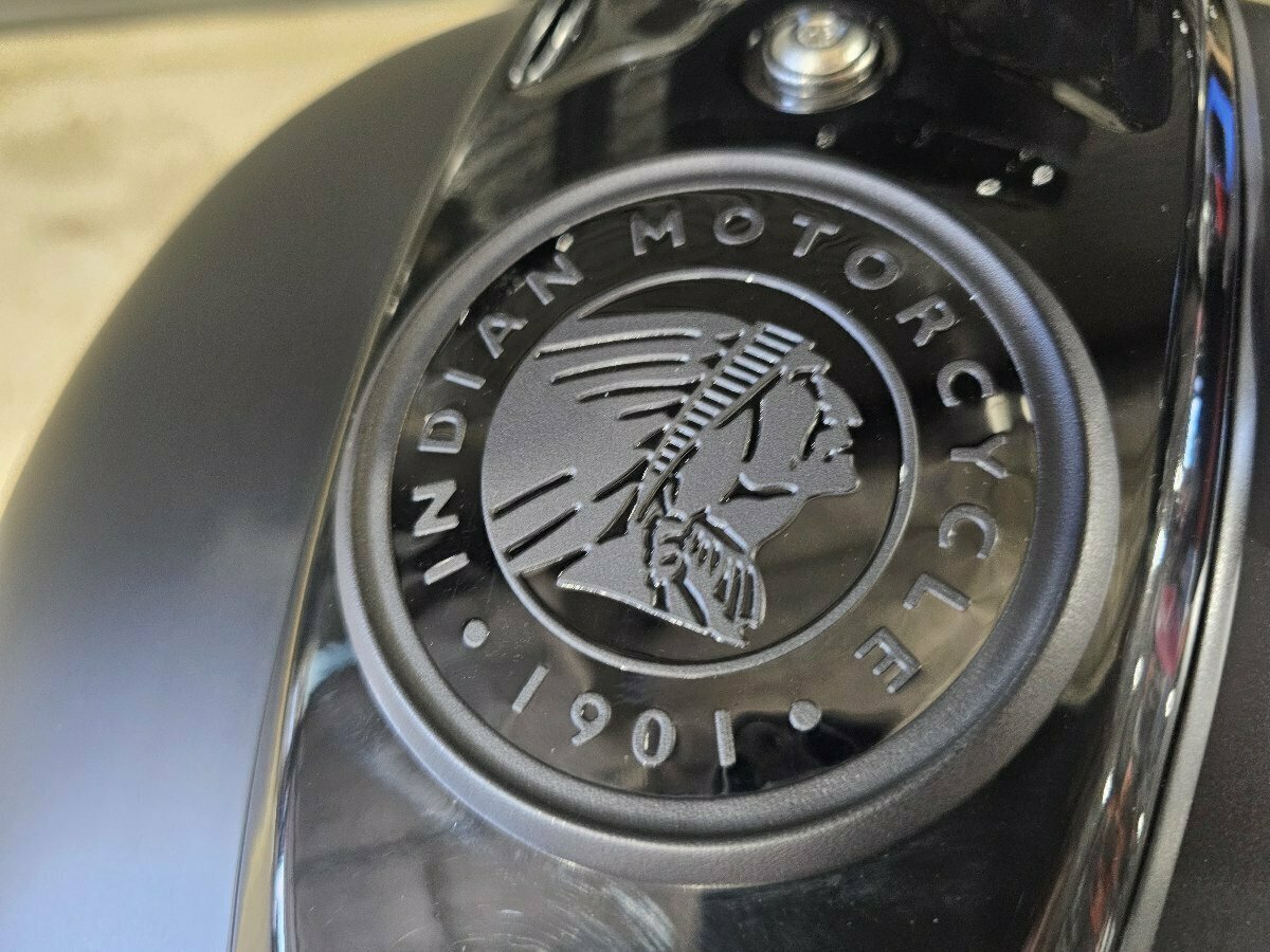 2024 INDIAN CHIEF BOBBER DARK HORSE TOURER