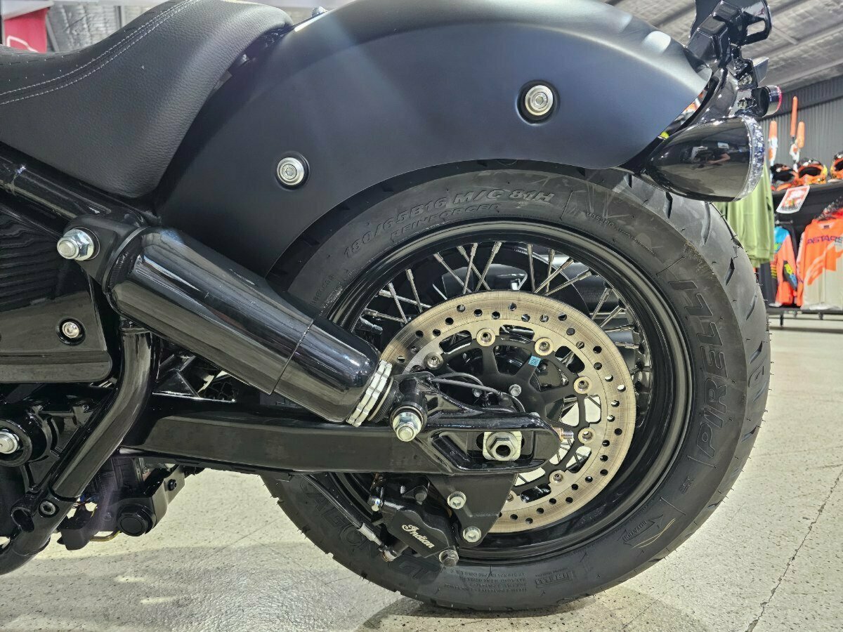 2024 INDIAN CHIEF BOBBER DARK HORSE TOURER