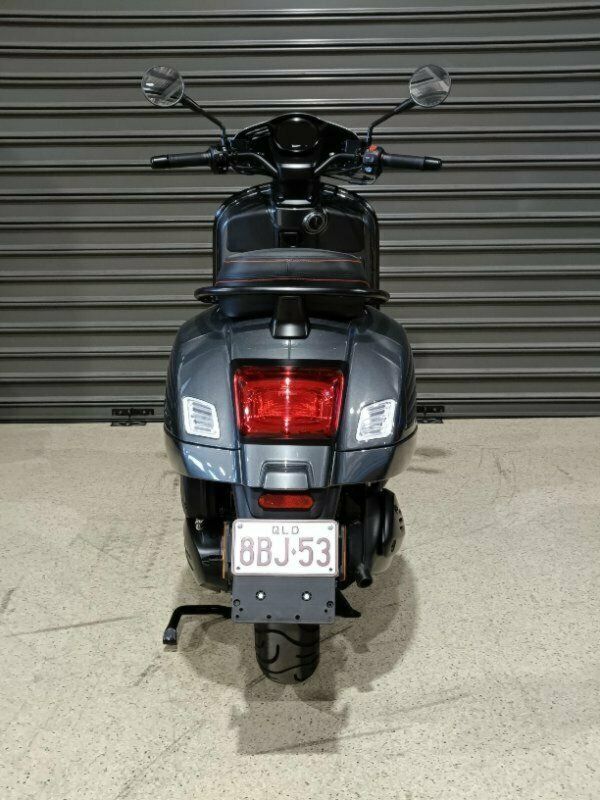 2023 VESPA GTS/GTV 300 SEI GIORNI SCOOTER