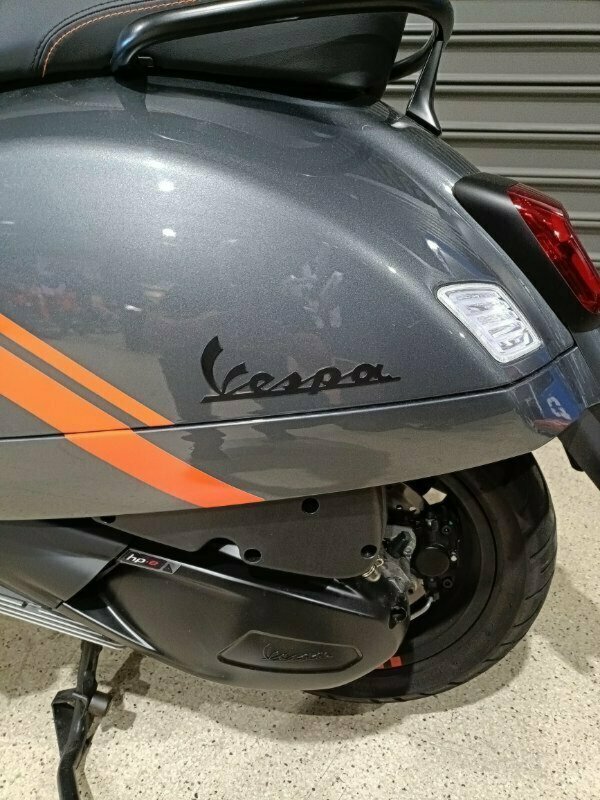 2023 VESPA GTS/GTV 300 SEI GIORNI SCOOTER