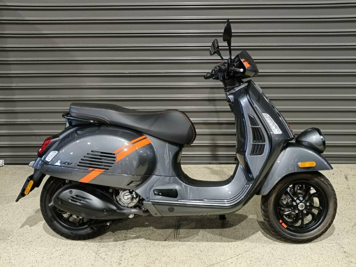 2023 VESPA GTS/GTV 300 SEI GIORNI SCOOTER