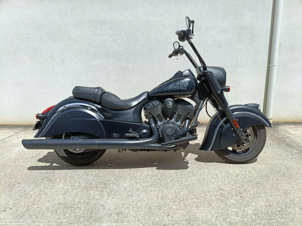 2016 INDIAN CHIEF DARK HORSE CRUISER