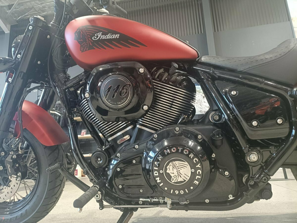 2024 INDIAN CHIEF BOBBER DARK HORSE TOURER