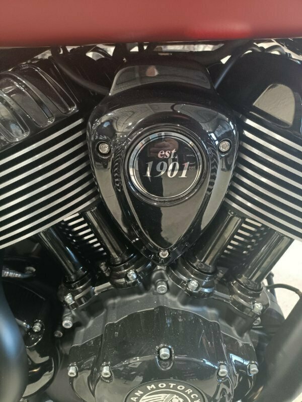 2024 INDIAN CHIEF BOBBER DARK HORSE TOURER