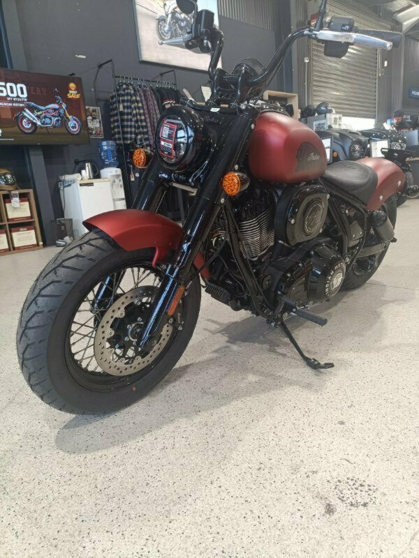 2024 INDIAN CHIEF BOBBER DARK HORSE TOURER