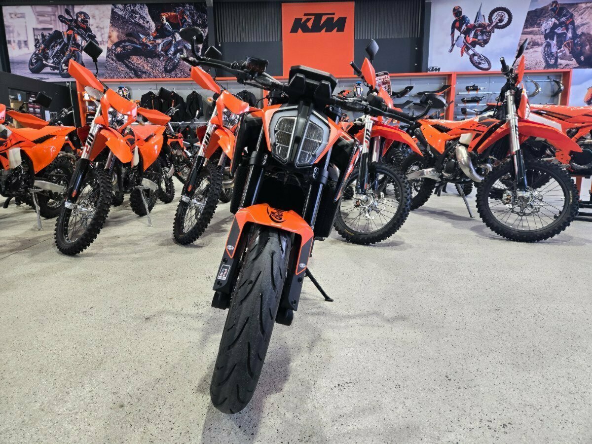 2022 KTM DUKE GP DUAL SPORTS