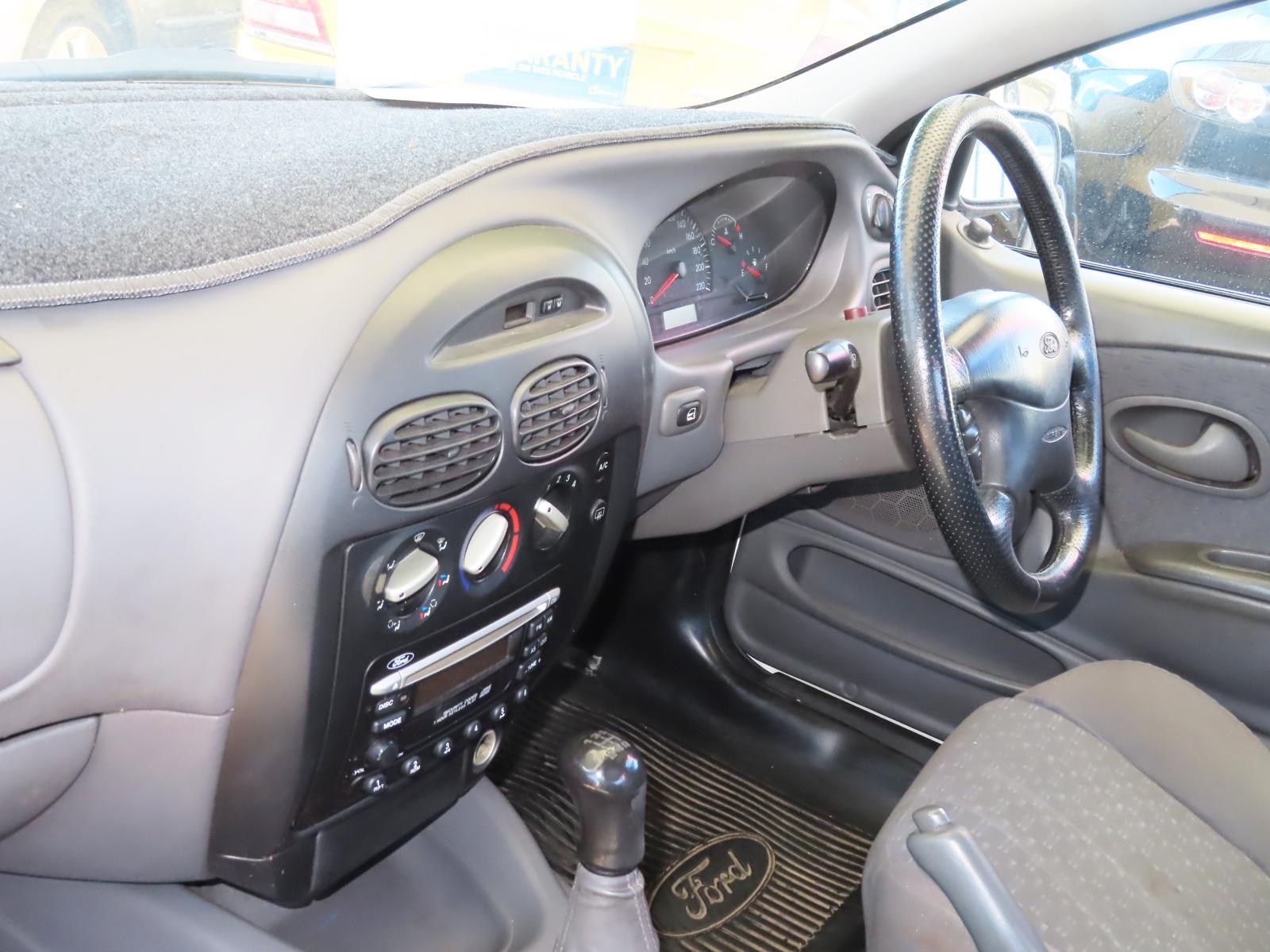 2001 FORD FALCON AU II XL MANUAL UTILITY