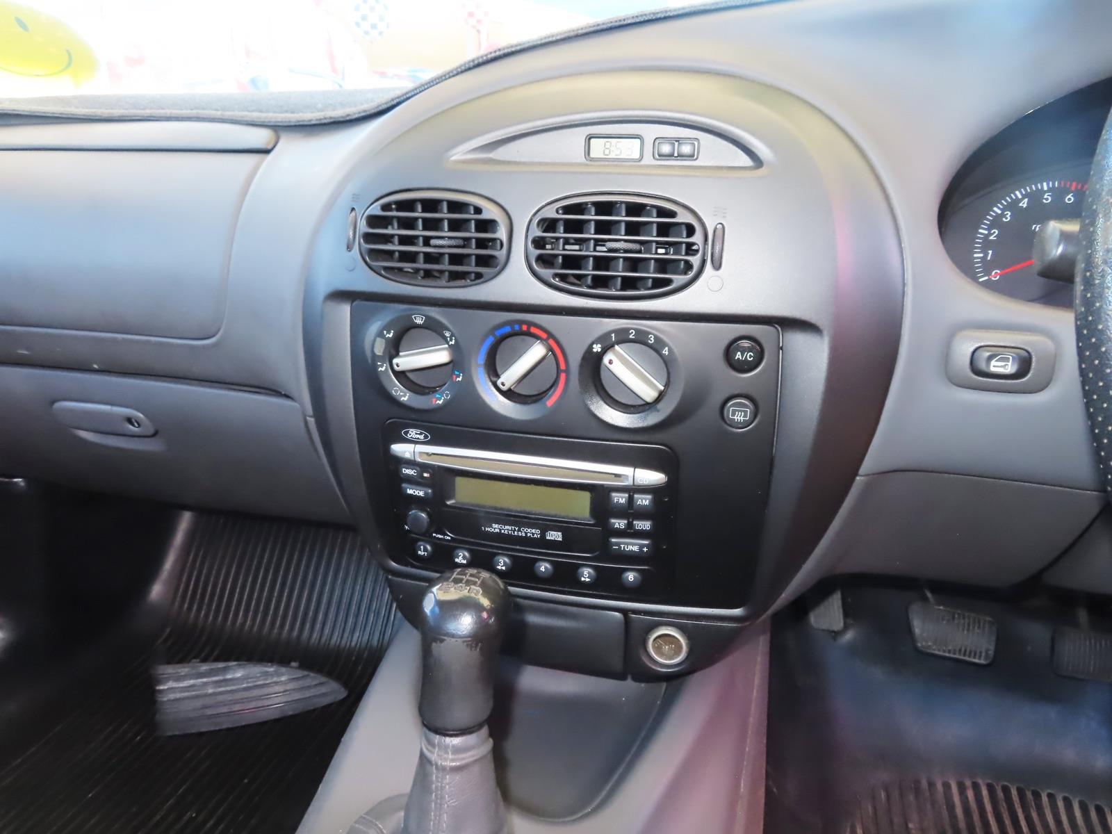 2001 FORD FALCON AU II XL MANUAL UTILITY